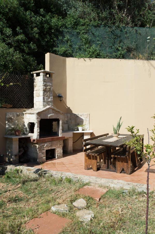 Heraklion Comfy House With Mountain View Exterior foto